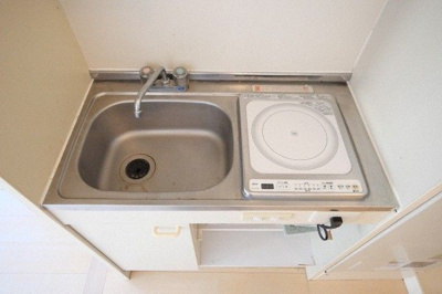 【キッチン】 | アースアクトビル | 別号室の写真になります。現況優先。