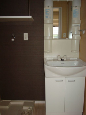 【洗面所】 | クロシェット薬院 | 別号室の写真になります。現況優先。