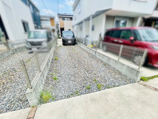 尾張旭市三郷町中井田戸建の駐車場|駐車スペース
