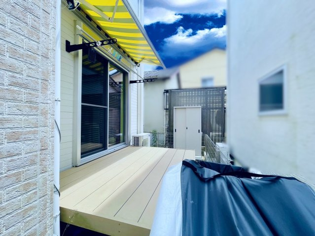 尾張旭市三郷町中井田戸建の外観|ウッドデッキ