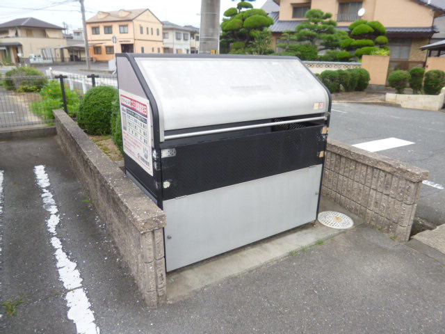 クラベールAのその他共用部分|敷地内ゴミステーション
