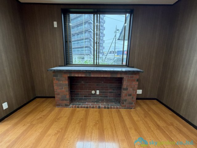厚木市妻田東1丁目　中古戸建の内装