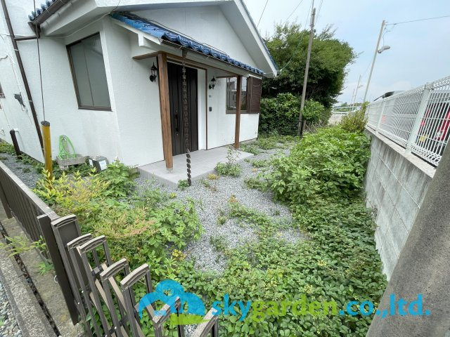 厚木市妻田東1丁目　中古戸建の庭|お庭が付いています