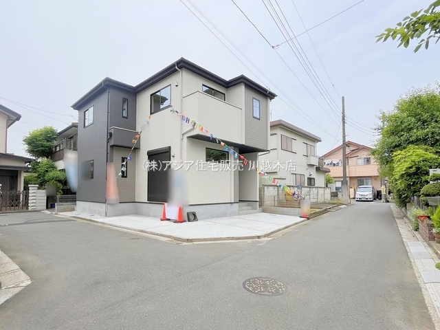 月々７万円台～　新築戸建　川越市下広谷5期の前面道路含む現地写真|南側4.0ｍ公道、東側4.0ｍ公道の角地！