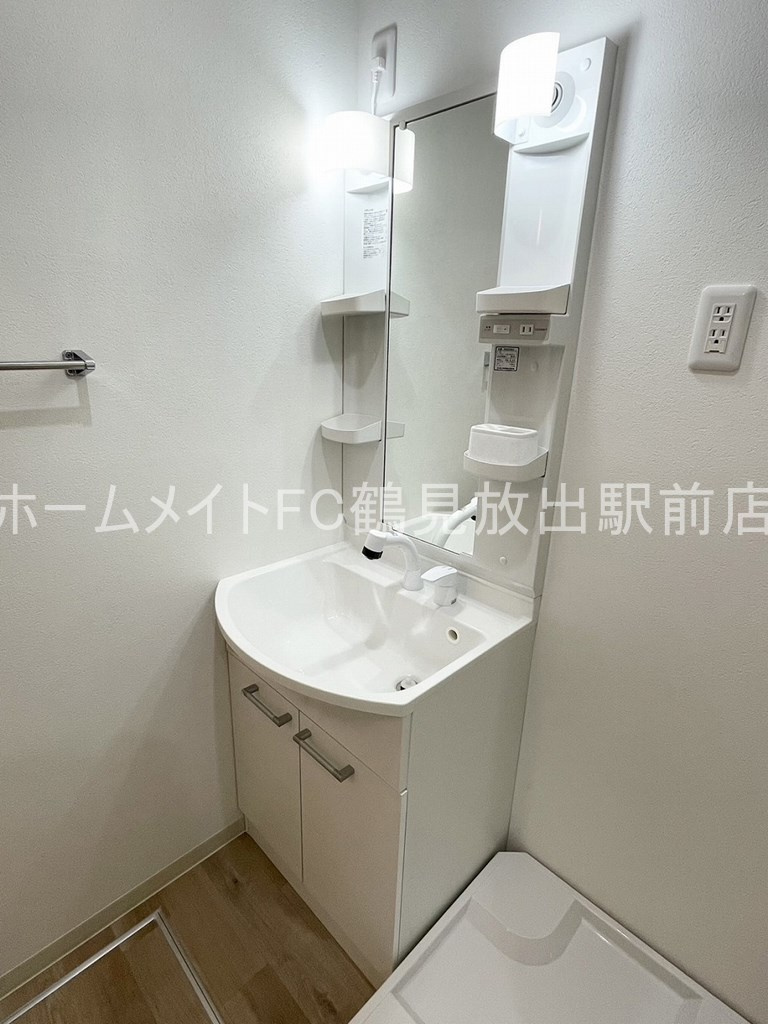 フジパレス今津中Ⅲ番館の独立洗面台