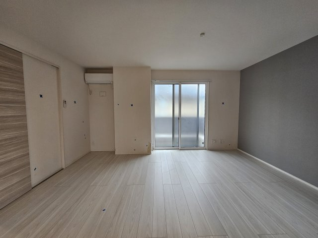 スーリール住吉の居間・リビング