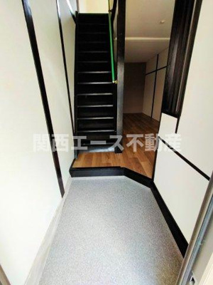 【玄関】 | 中楠の里町貸家