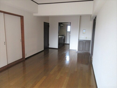 【居間・リビング】 | ライオンズマンション箱崎宮前　HPに初期費用掲載「プライスホーム」で検索！