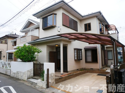 【外観】 | 千葉市中央区浜野町　中古戸建 | 1台余裕で駐車出来るスペース御座います。