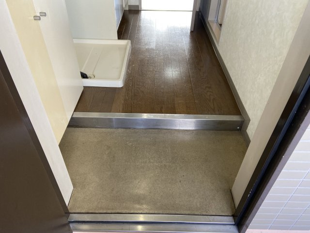 カーサー高村の玄関