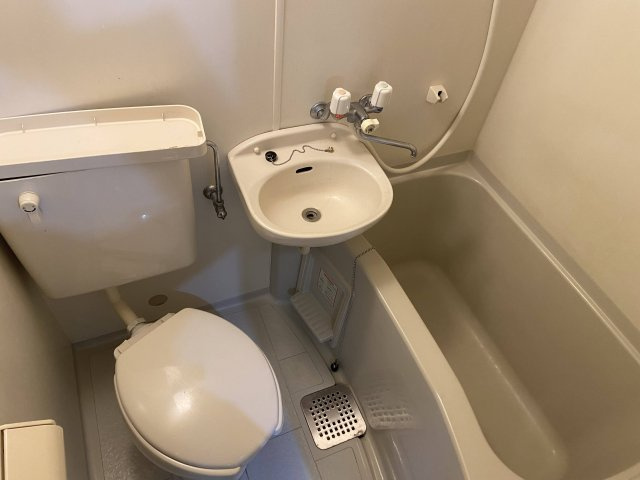 カーサー高村の浴室
