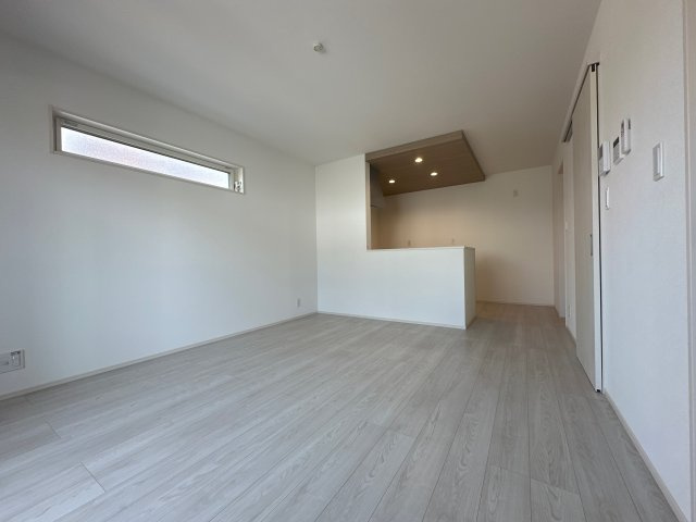 チェルシー広畑の居間・リビング