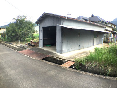 【その他】 | 絹山北小前　中古住宅 | 倉庫・車庫