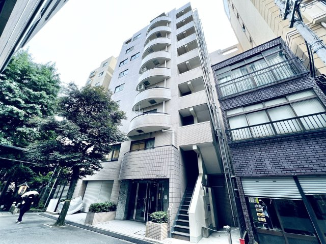グランパレ上野の外観