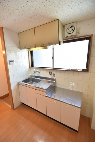 大阪市城東区中央１丁目の賃貸マンションのキッチン