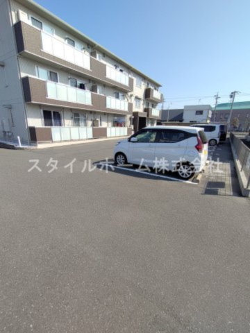 ノール椿の駐車場