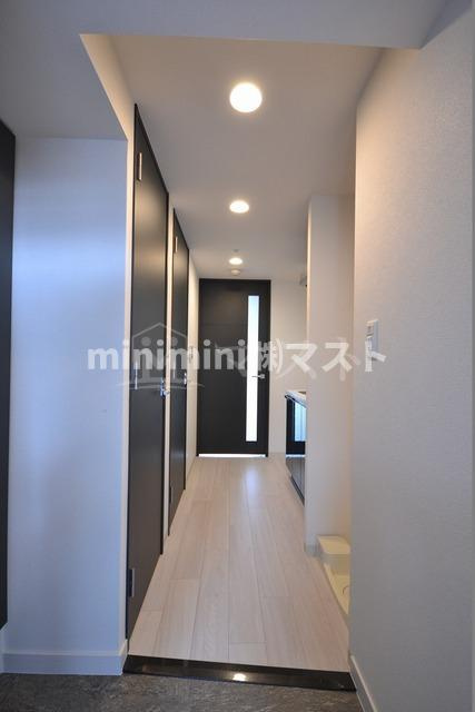 ララプレイス天王寺ルフレの玄関