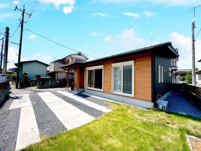 熊谷市大麻生　中古住宅の外観