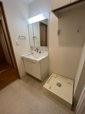 Your Maison T&Mの洗面所