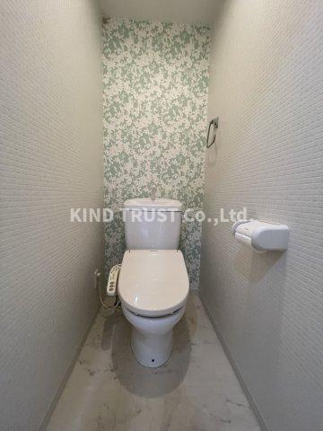 リバープレイス梅田北のトイレ|落ち着いた色調のトイレです