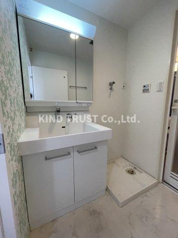 リバープレイス梅田北の洗面所|コンパクトで使いやすい洗面所