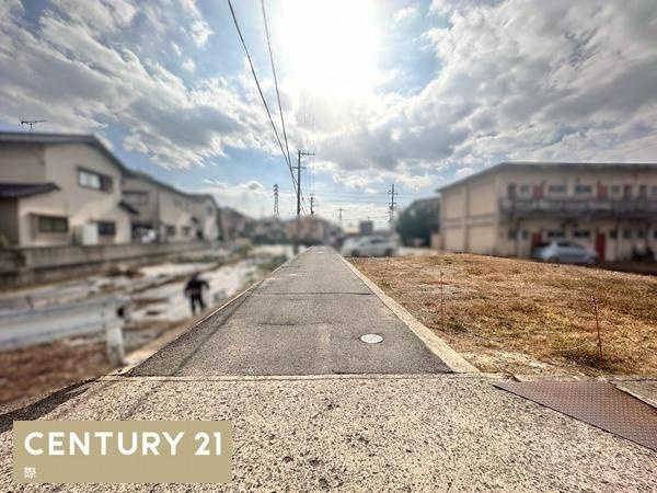 和歌山市有本　土地の前面道路含む現地写真