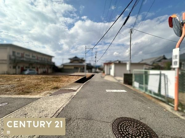 和歌山市有本　土地の前面道路含む現地写真