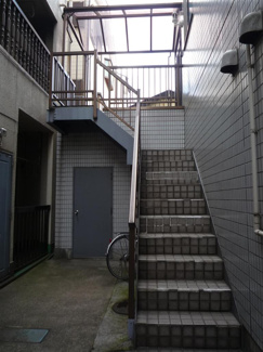 【エントランス】