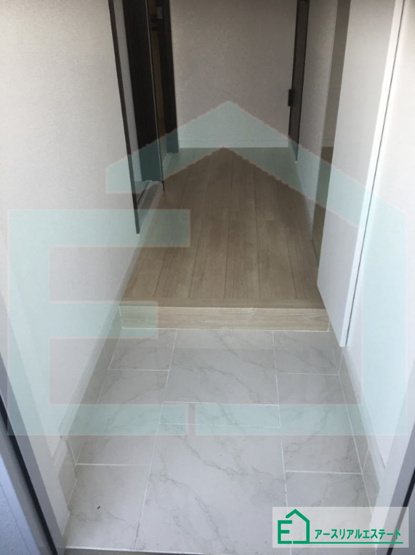 【玄関】 | ＴＨＥ　ＮＥＸＴ　ＯＮＥ | 毎日通る玄関はこちらです