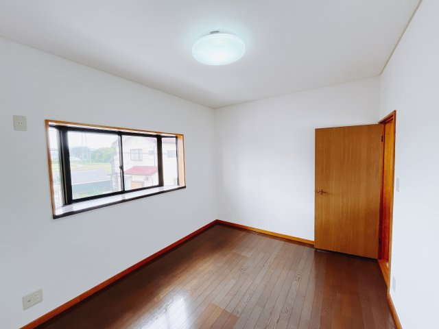 【中古戸建】児玉郡上里町嘉美の洋室|■2階洋室