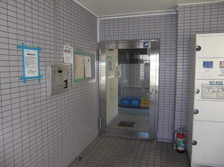 ノーリーズン船堀のエントランス