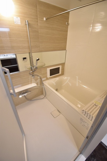 プレジオ本町の浴室