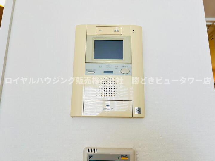 モニター付きインターホンです。