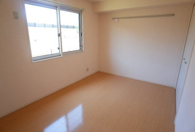 【寝室】 | リバーハイム谷八木Ⅱ | 洋室