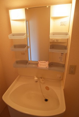 【独立洗面台】 | リバーハイム谷八木Ⅱ | シャンプー＆ドレッサー