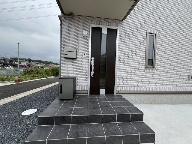 さいたま市岩槻区府内４丁目の一戸建てのエントランス|エントランスです