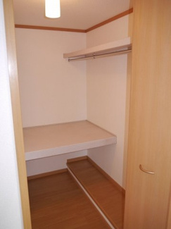 【収納】 | エレガント　ノーヴァ | 大きなスペースがあり、収納には困りません