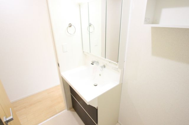 インペリアルライフの独立洗面台