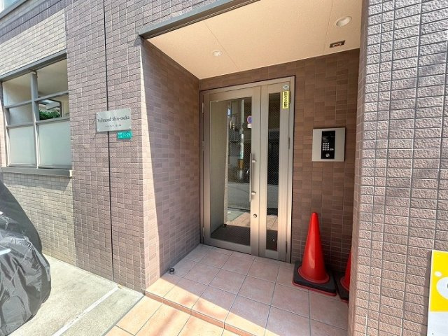 フォルモント新大阪のエントランス