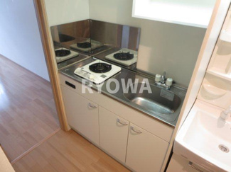 【キッチン】 | ピュア清澄白河 | 掲載の写真は退去前の写真となります。