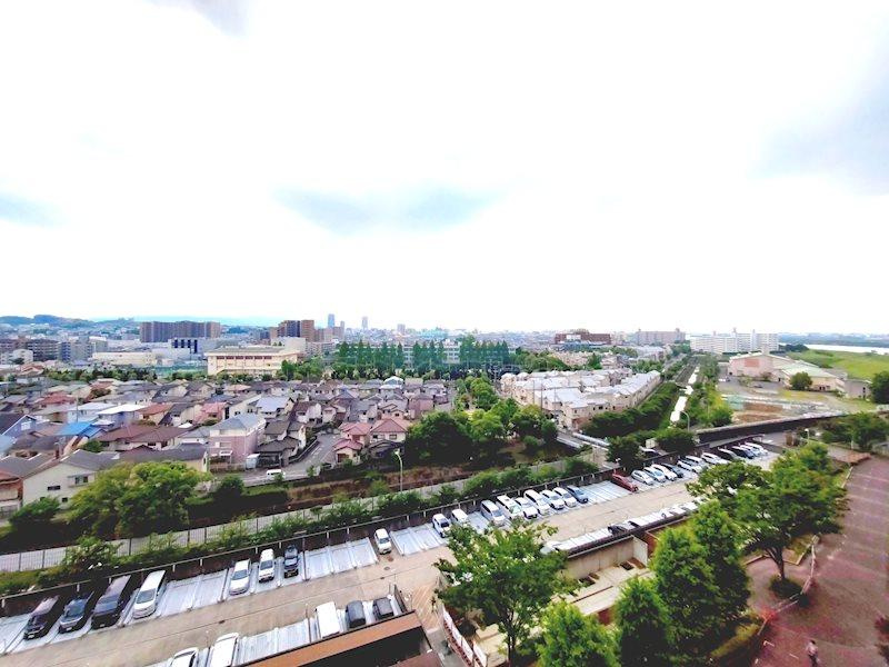 リバティパーク枚方B棟の展望|物件からの眺望■物件内覧・資金計画相談・住宅ローン相談、リフォーム相談、お問合せ受付中■
※当日・翌日のご内覧、ご相談はお電話でのお問合せがスムーズです！