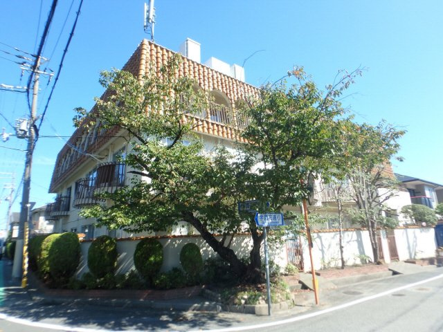 【外観】 | メゾン上甲東園 | 建物外観を気になさる方へ、見た目の良い物件です