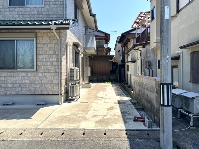 大磯町　中古戸建　事務所兼用住宅　の駐車場