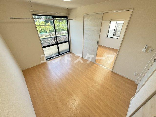 エトワール　Ｂの居間・リビング|高崎、前橋、伊勢崎エリアのお部屋探しはエンドスケープまで！お客様の理想お聞かせ下さい♪