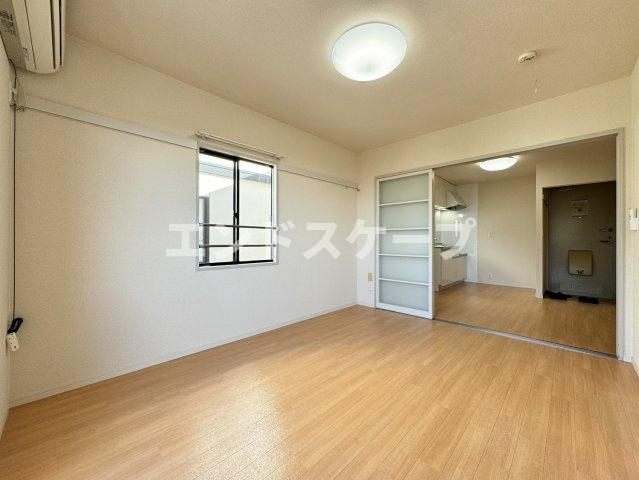 エトワール　Ｂの居間・リビング|高崎、前橋、伊勢崎エリアのお部屋探しはエンドスケープまで！お客様の理想お聞かせ下さい♪