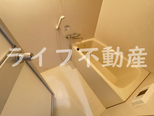レジェーロ永和の浴室|落ち着いた空間のお風呂です