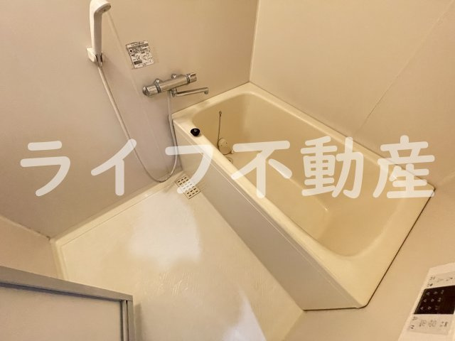 レジェーロ永和の浴室|ゆったり過ごせるお風呂です