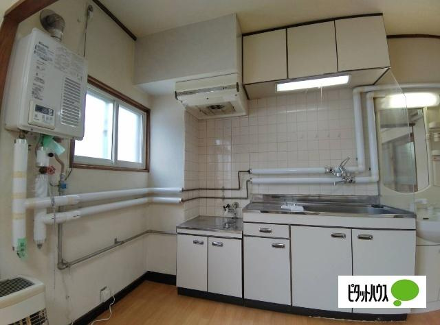 喜代丸ハイツのキッチン