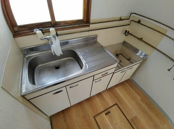 桜荘のキッチン