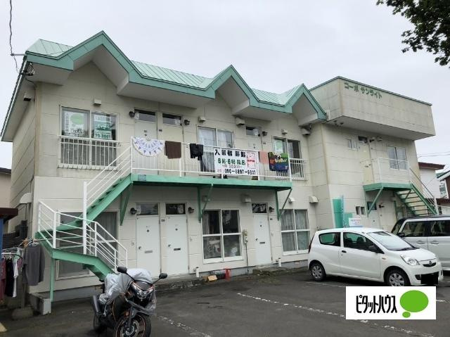 コーポサンライト（愛国西）の外観